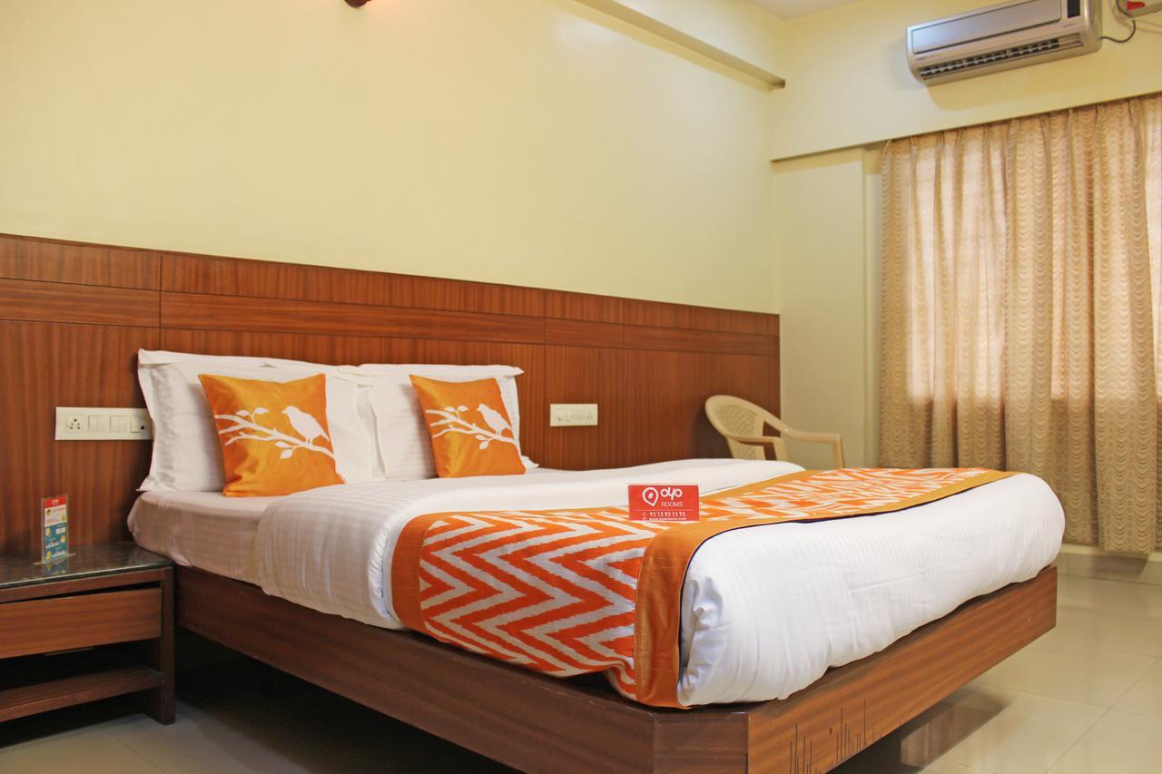 Oyo 14345 Hotel Panchsheel Waranasi Zewnętrze zdjęcie