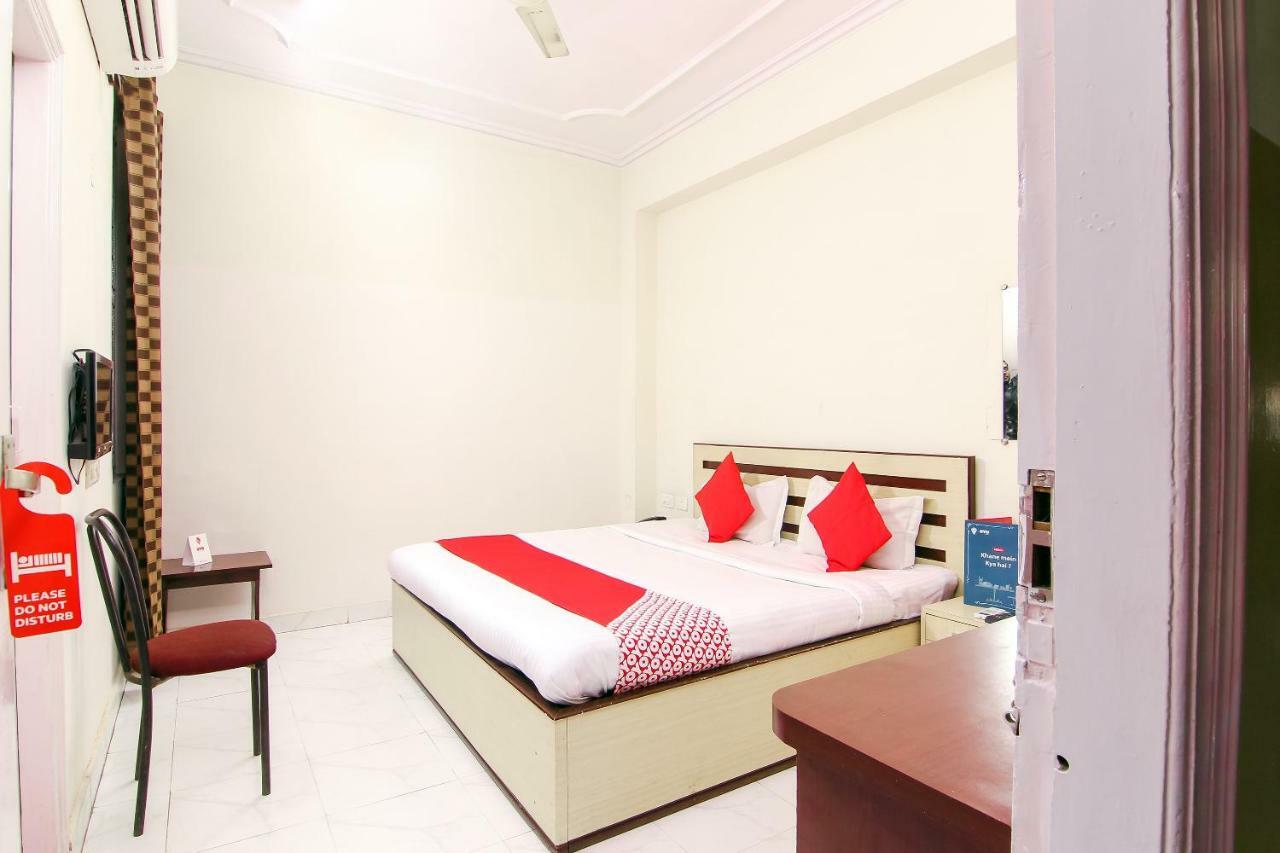 Oyo 14345 Hotel Panchsheel Waranasi Zewnętrze zdjęcie