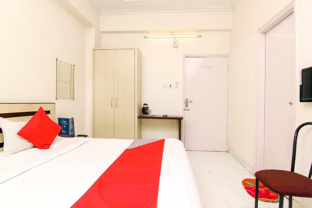 Oyo 14345 Hotel Panchsheel Waranasi Zewnętrze zdjęcie